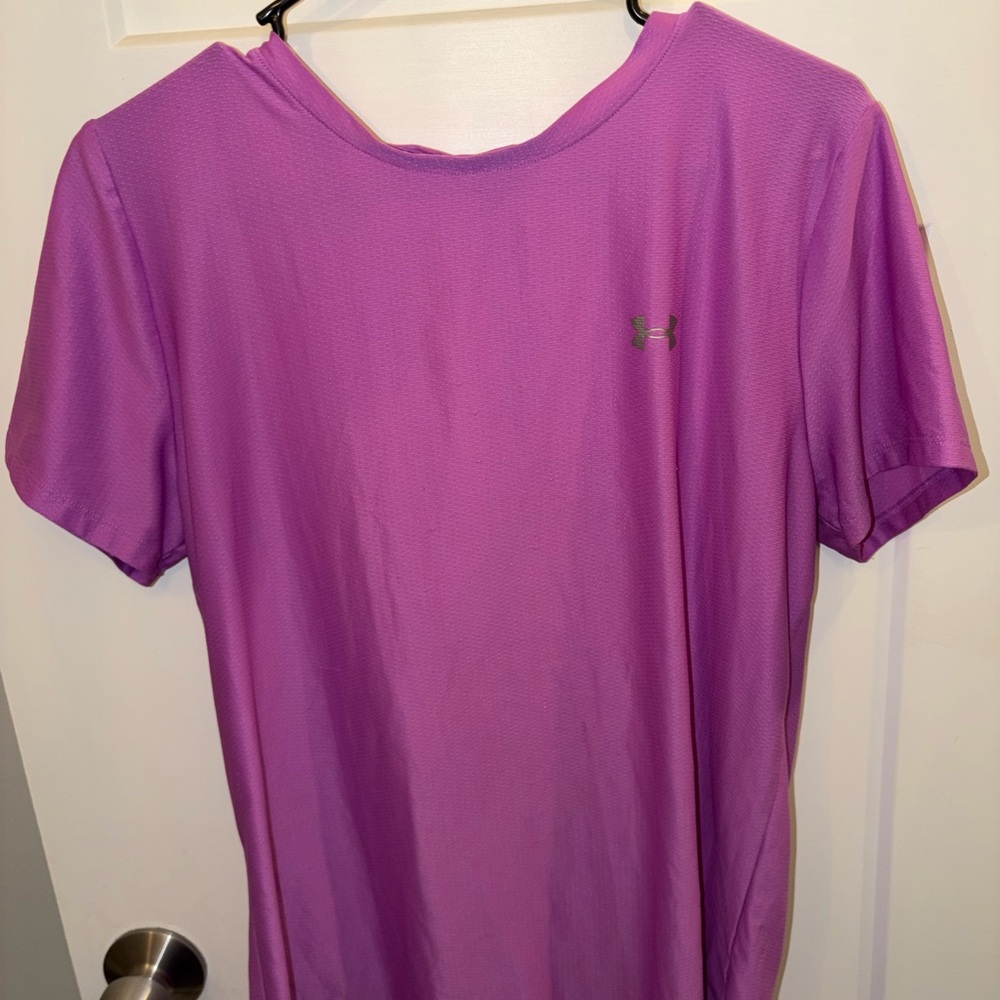 Under Armour Men’s Bright Purple Short Sleeve Performance Tee